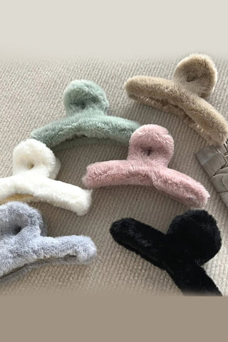 FAUX FUR HAIR CLAW CLIP