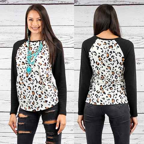 WHITE LEOPARD WAFFLE SLEEVE TOP
