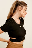 PUFFY BALLON CRISS CROSS KNIT TOP