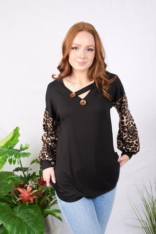 LEOPARD BUBBLE SLEEVE TOP