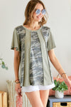 CAMO & COLORBLOCK COMBINATION TOP
