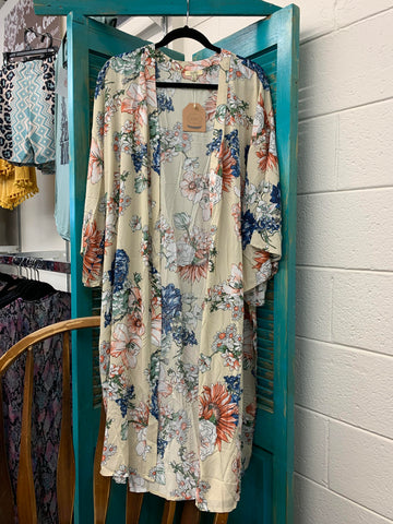 Kori floral kimono